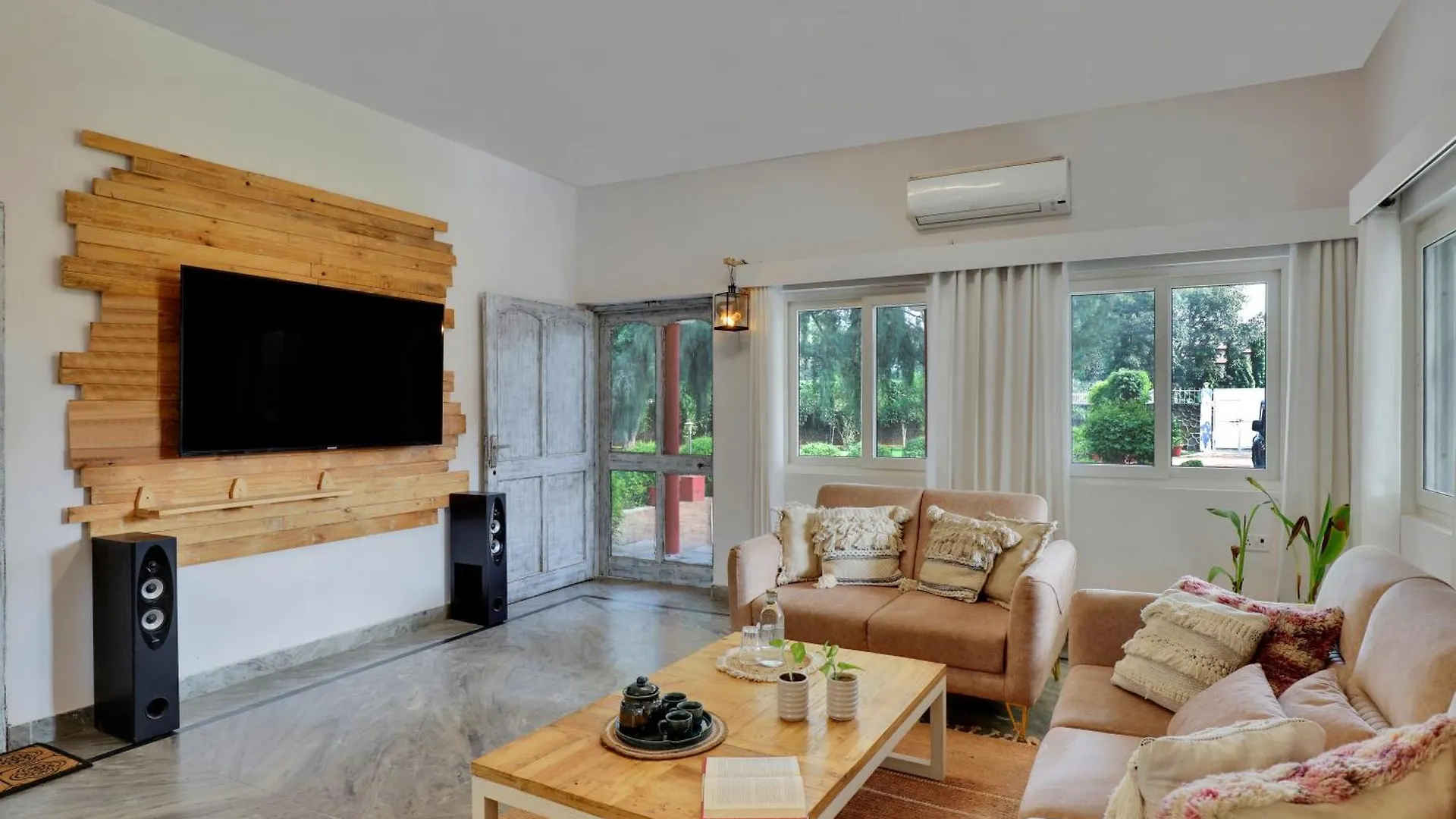 Alaya Stays 4Bhk Farmhouse With Pvt Pool & Garden - Manesar Gurgaon Villa