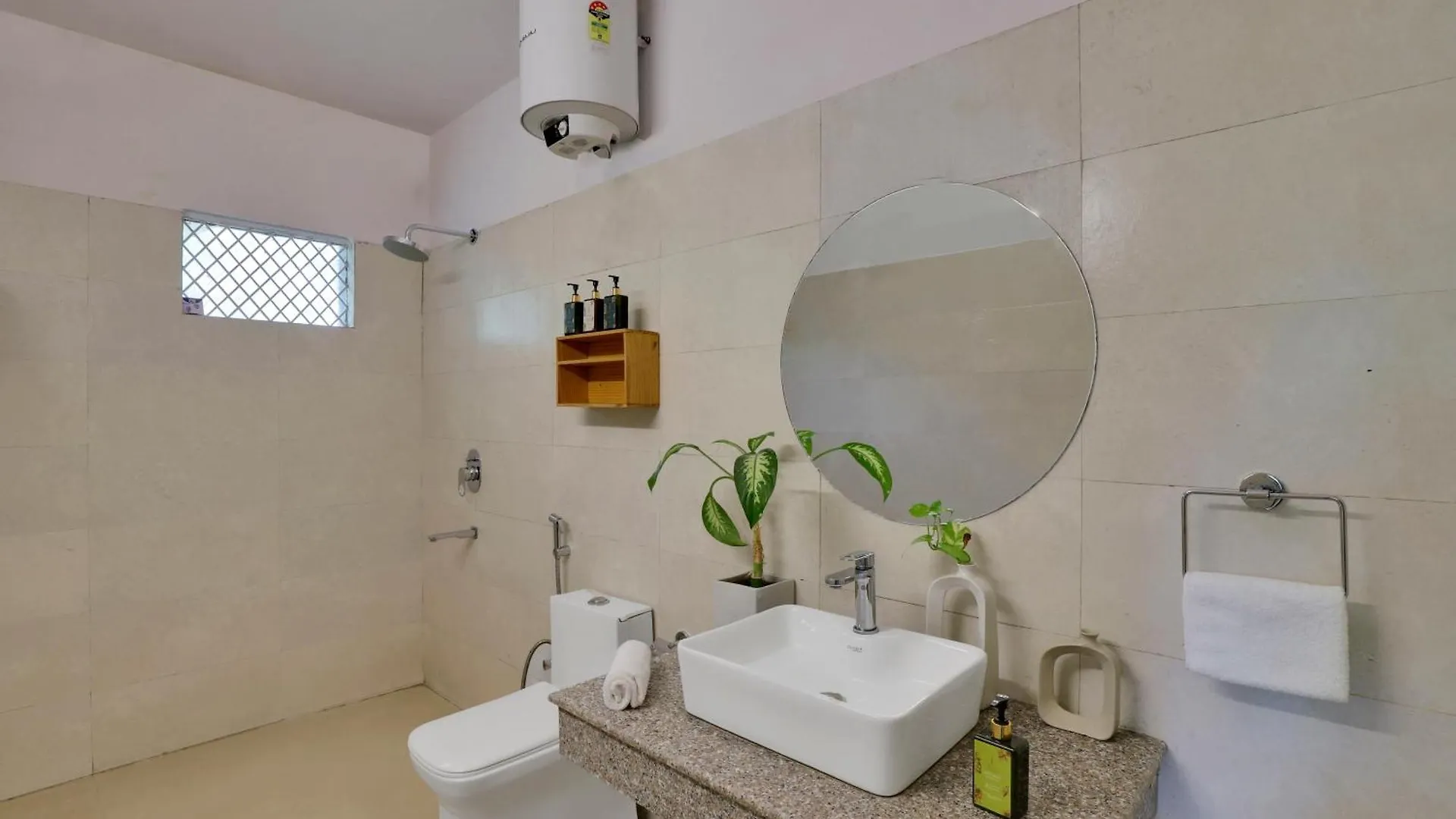 Alaya Stays 4Bhk Farmhouse With Pvt Pool & Garden - Manesar Gurgaon